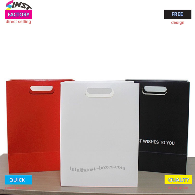 Dlaczego ta czerwona papierowa torba prezentowa jest standardowym prezentem dla sklepów z herbatą?