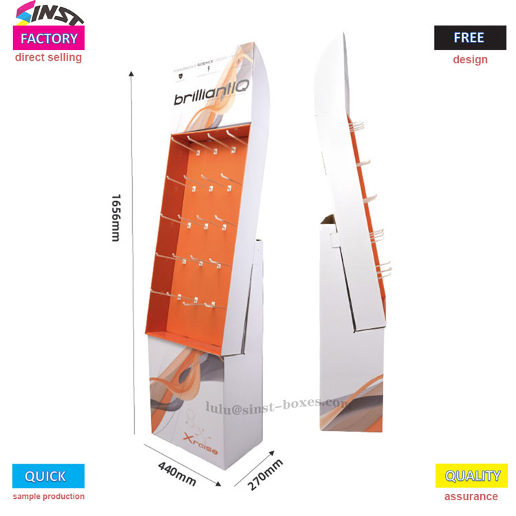 Kartonowy stojak ekspozycyjny z haczykiem na mysz